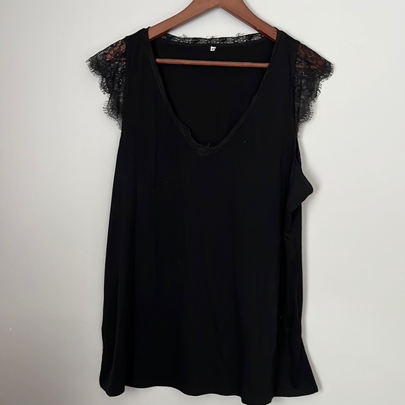 Amazon brand lace sleeves top
